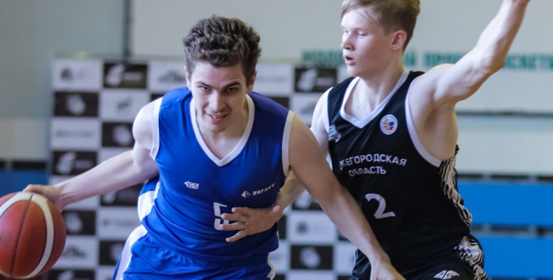 Список игроков, имеющих право сыграть в плей-офф Первой лиги Paribet Чемпионата Нижегородской области 
